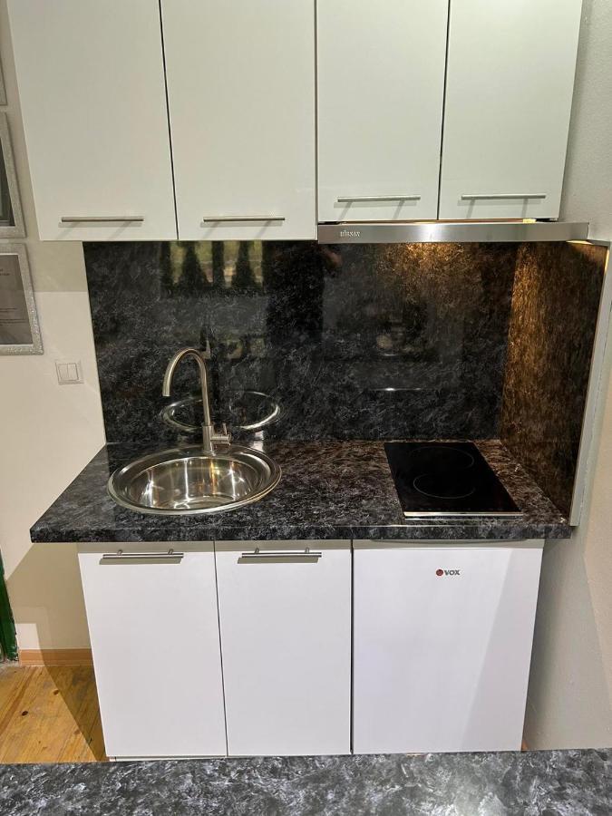 Guesthouse Hurma Rooms 사라예보 객실 사진
